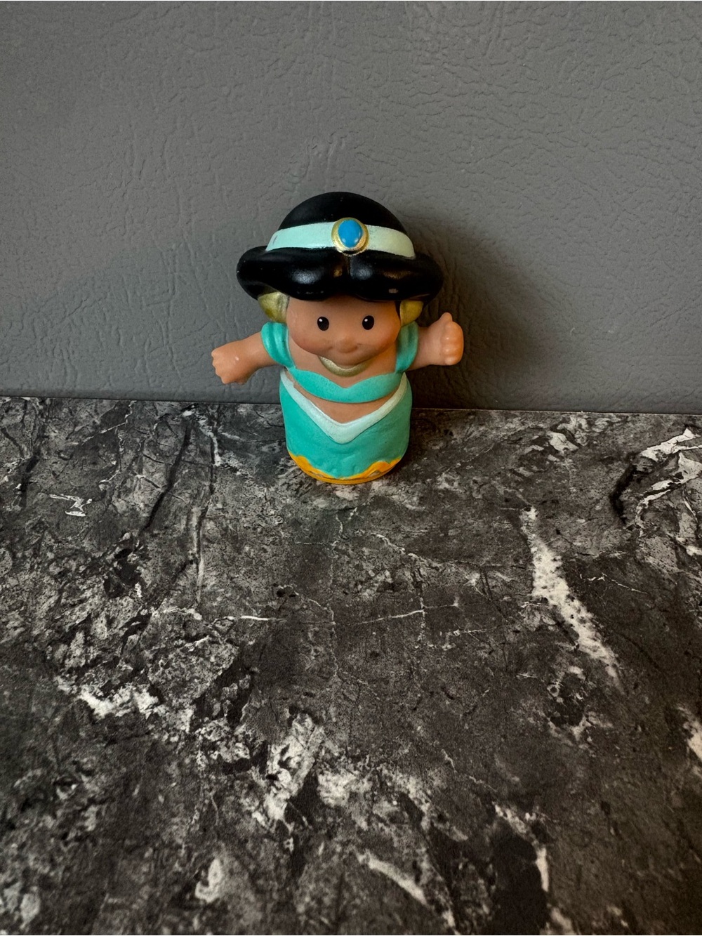 Little People Disney Princess Jasmin Talker (2012)
